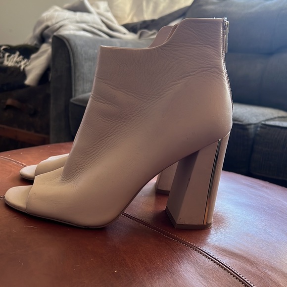 Calvin Klein Open Tow Boot - Picture 3 of 6